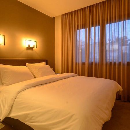 Luxury Suites By Notaly Ariel Haifa Exteriör bild