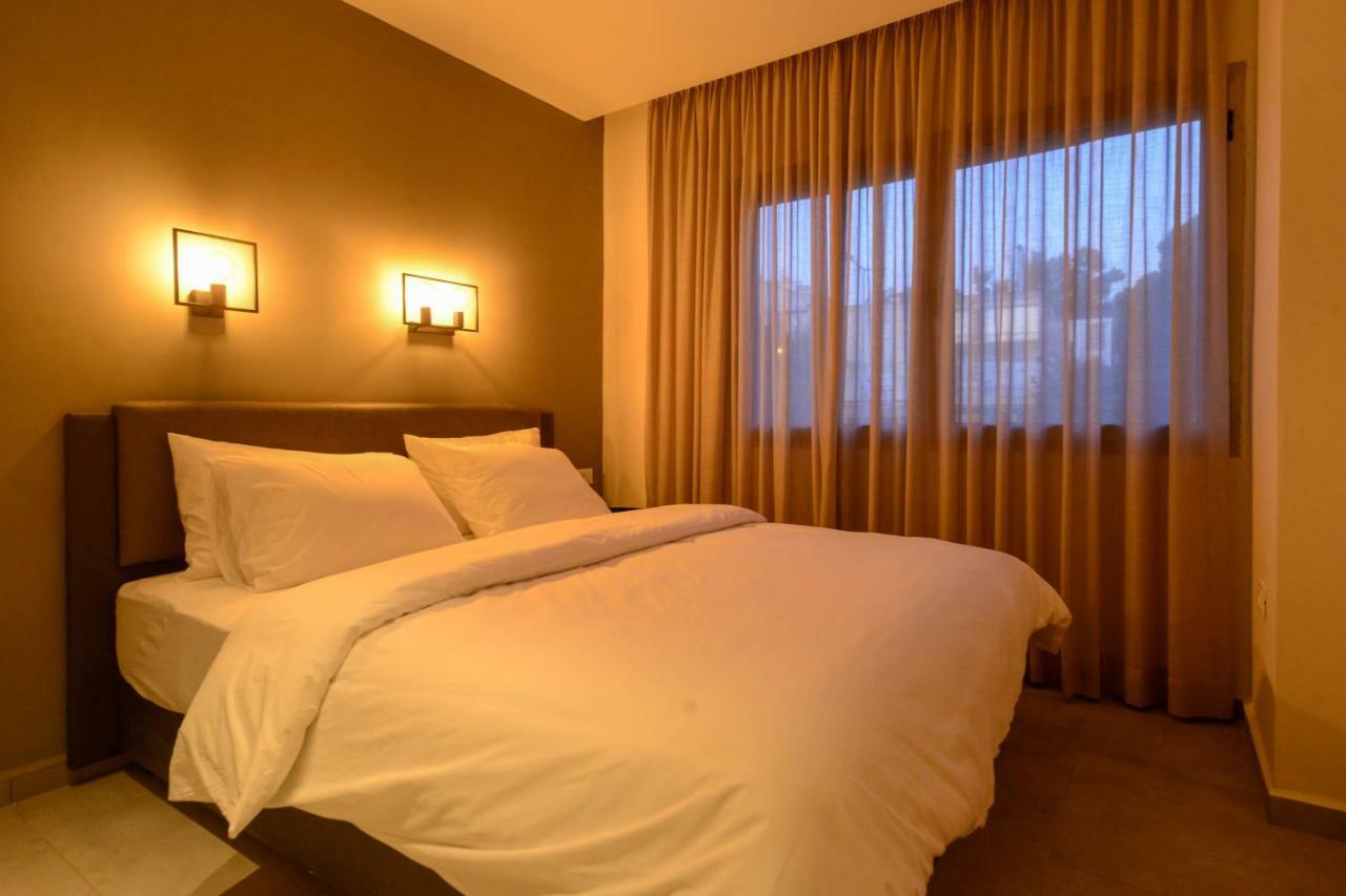 Luxury Suites By Notaly Ariel Haifa Exteriör bild