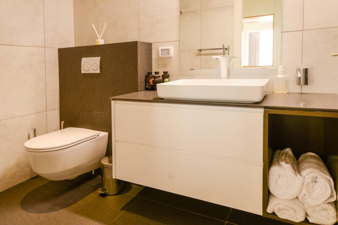 Luxury Suites By Notaly Ariel Haifa Exteriör bild