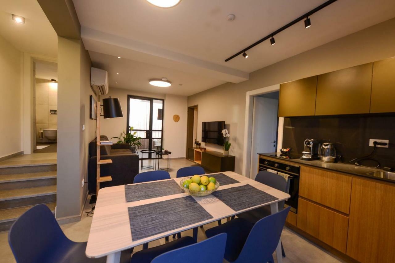 Luxury Suites By Notaly Ariel Haifa Exteriör bild