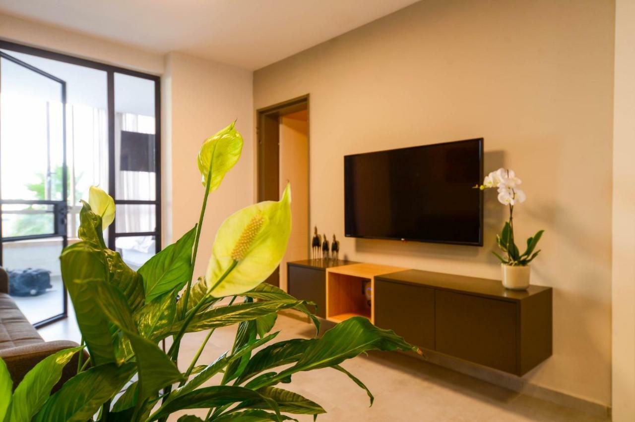 Luxury Suites By Notaly Ariel Haifa Exteriör bild