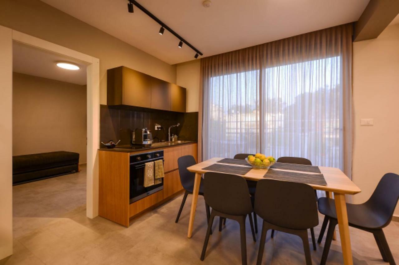 Luxury Suites By Notaly Ariel Haifa Exteriör bild