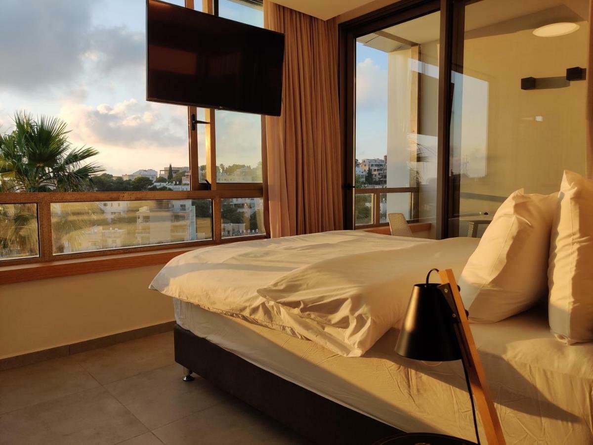 Luxury Suites By Notaly Ariel Haifa Exteriör bild
