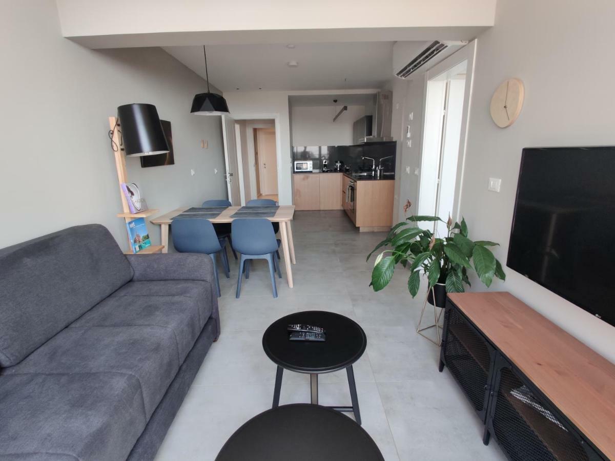 Luxury Suites By Notaly Ariel Haifa Exteriör bild